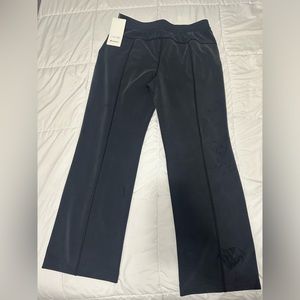 Lululemon softstreme high rise women’s pant. 4 way stretch. Womens size 12